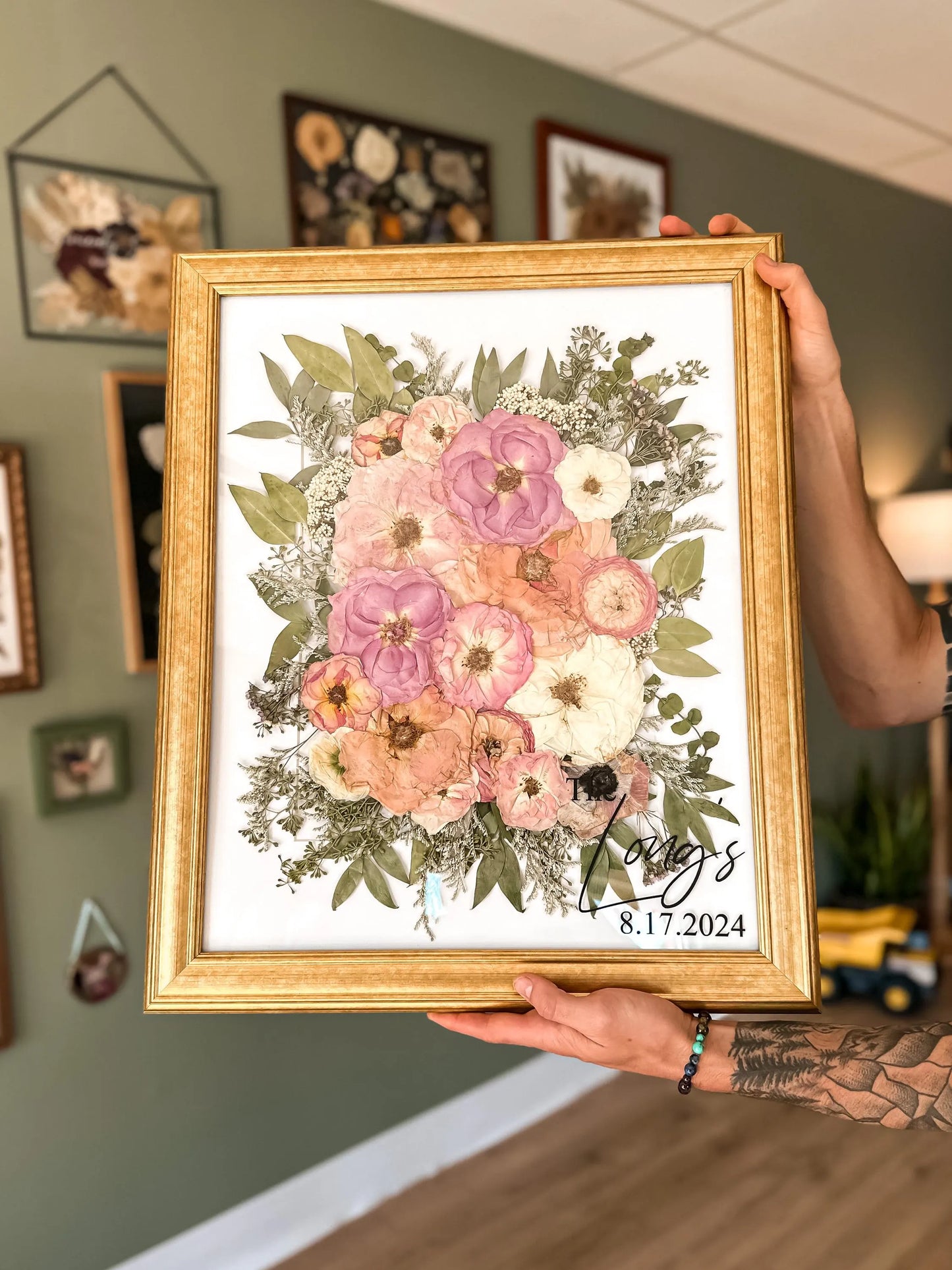 16x20 Antique Gold